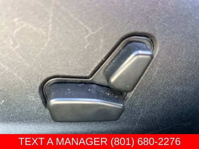 Used 2022 Dodge Charger SXT w/ Cold Weather Package AWD/4WD image 13