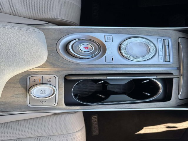 Used 2022 Genesis GV80 2.5T w/ Prestige Package 05 image 29