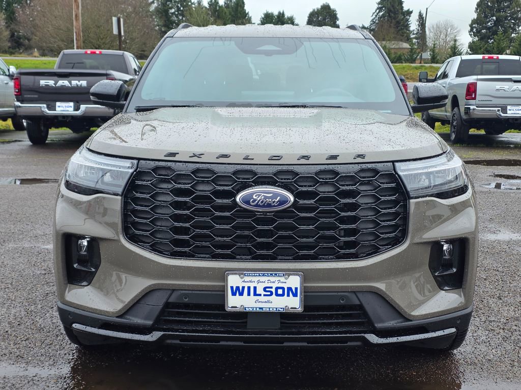 New 2026 Ford Explorer ST-Line w/ ST-Line Street Pack image 12