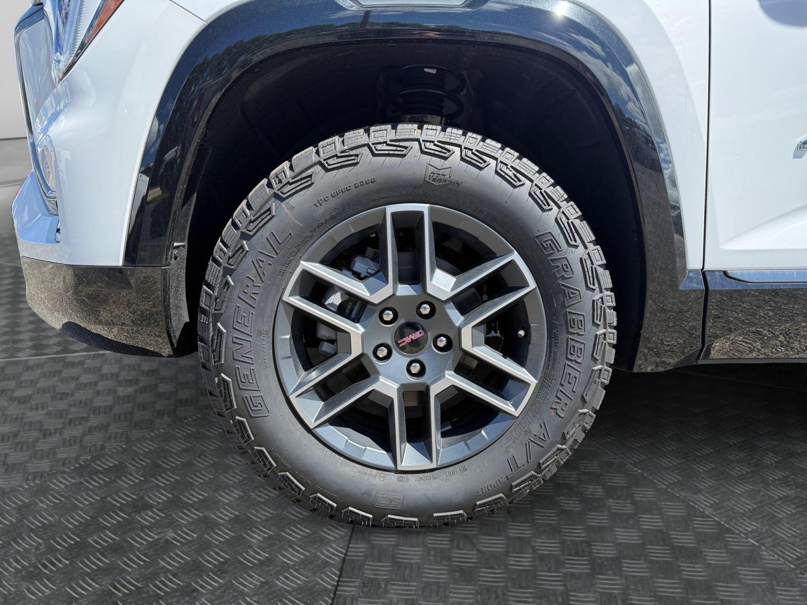 New 2026 GMC Terrain AT4 AWD/4WD image 14