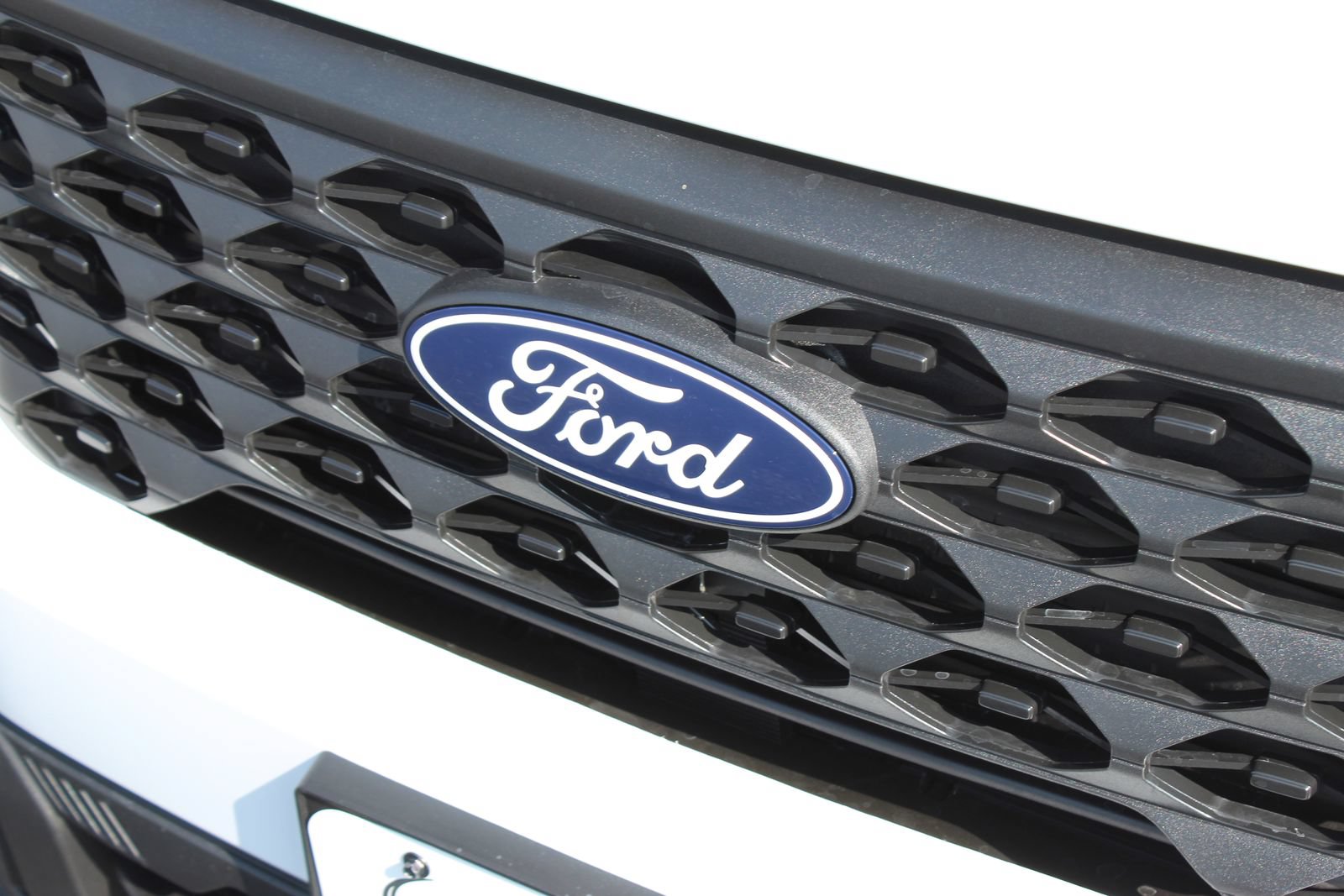 New 2025 Ford Maverick XL FWD image 9