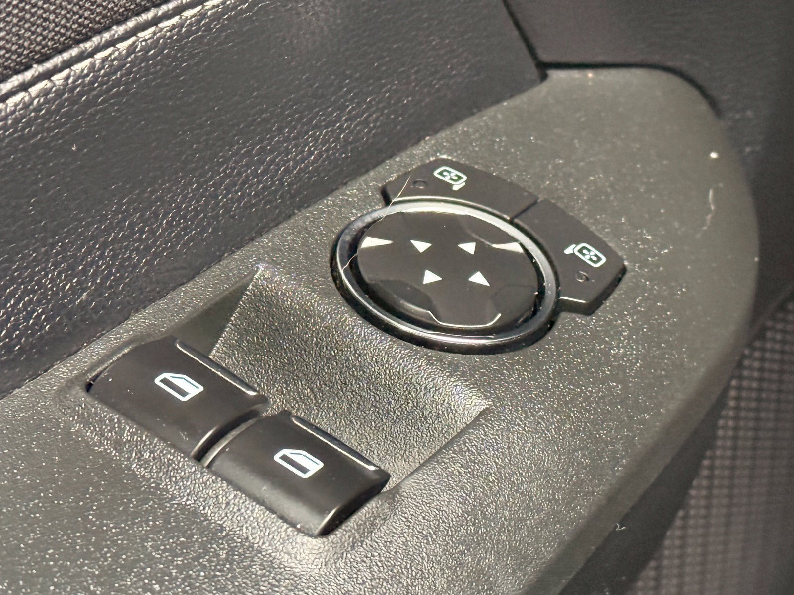 Used 2019 Ford Mustang Coupe RWD image 33