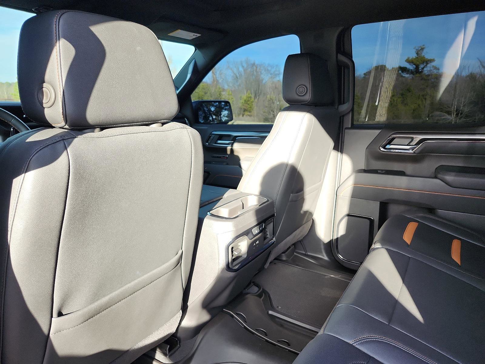 Used 2025 GMC Sierra 1500 AT4 w/ AT4 Premium Package image 13