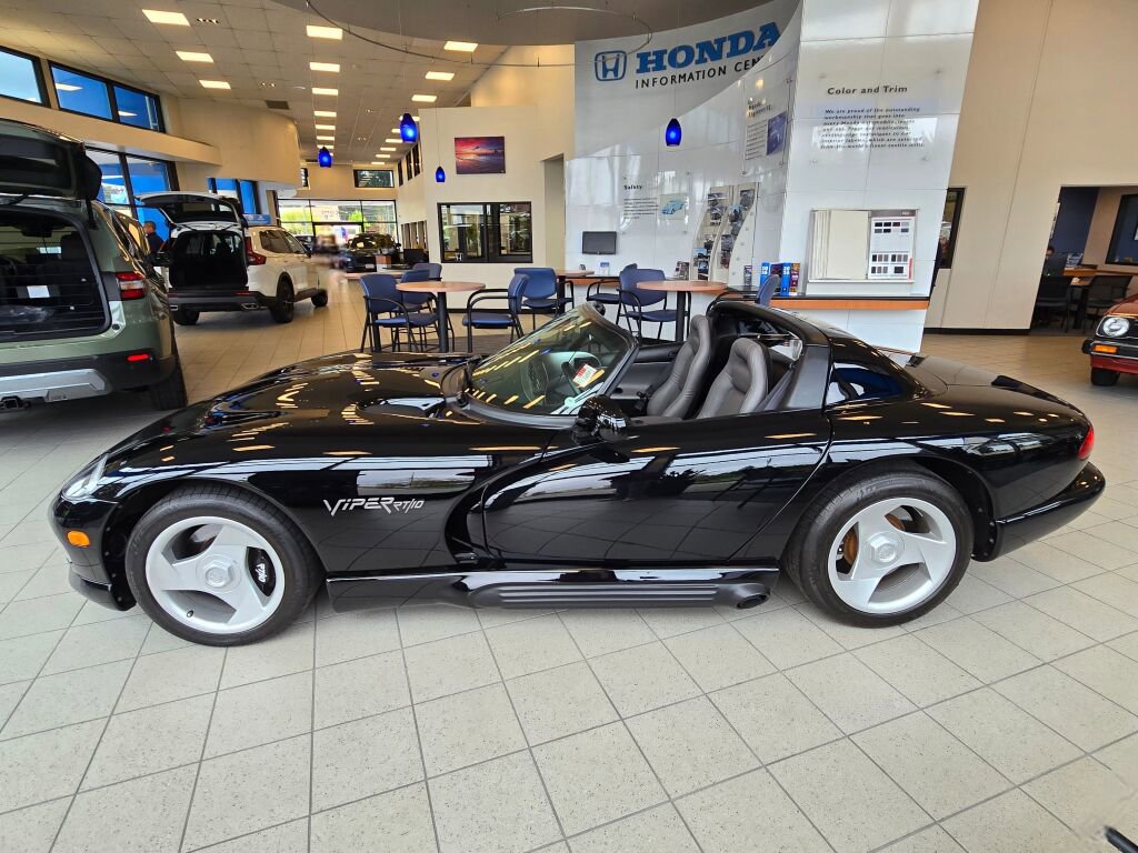 Used 1995 Dodge Viper RT/10 RWD image 25