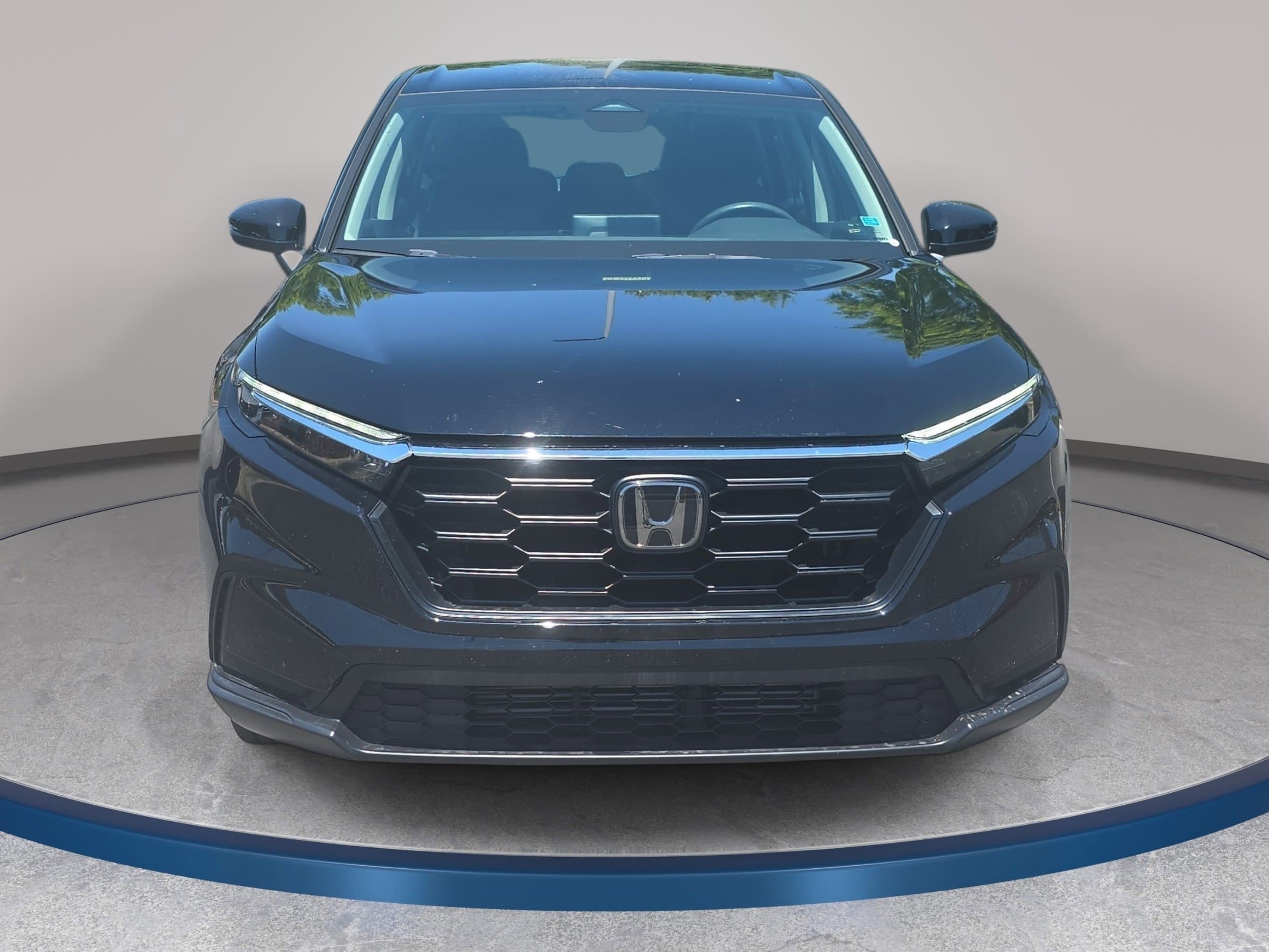 Used 2023 Honda CR-V LX image 2