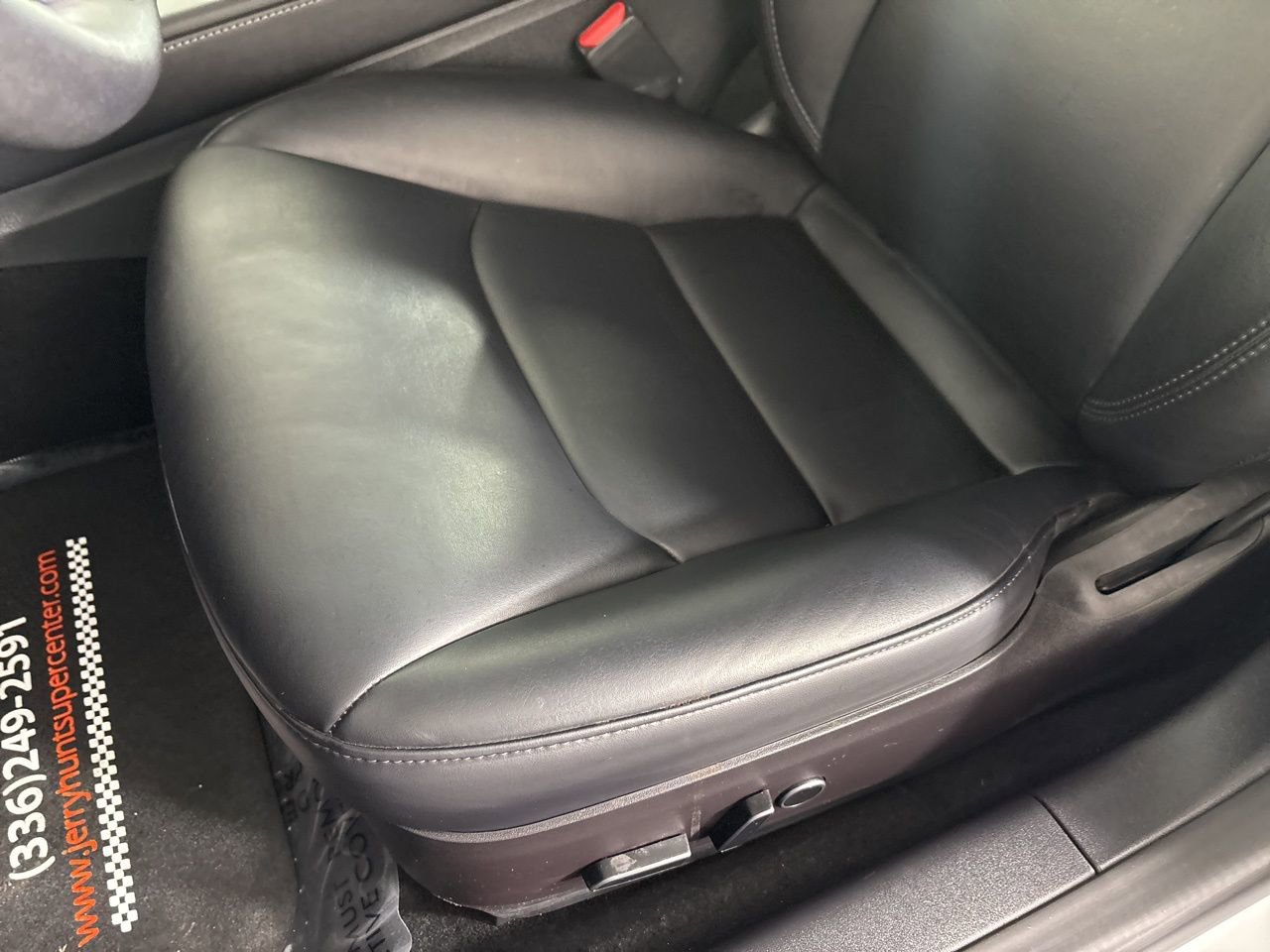 Used 2023 Tesla Model 3 Standard Range image 9