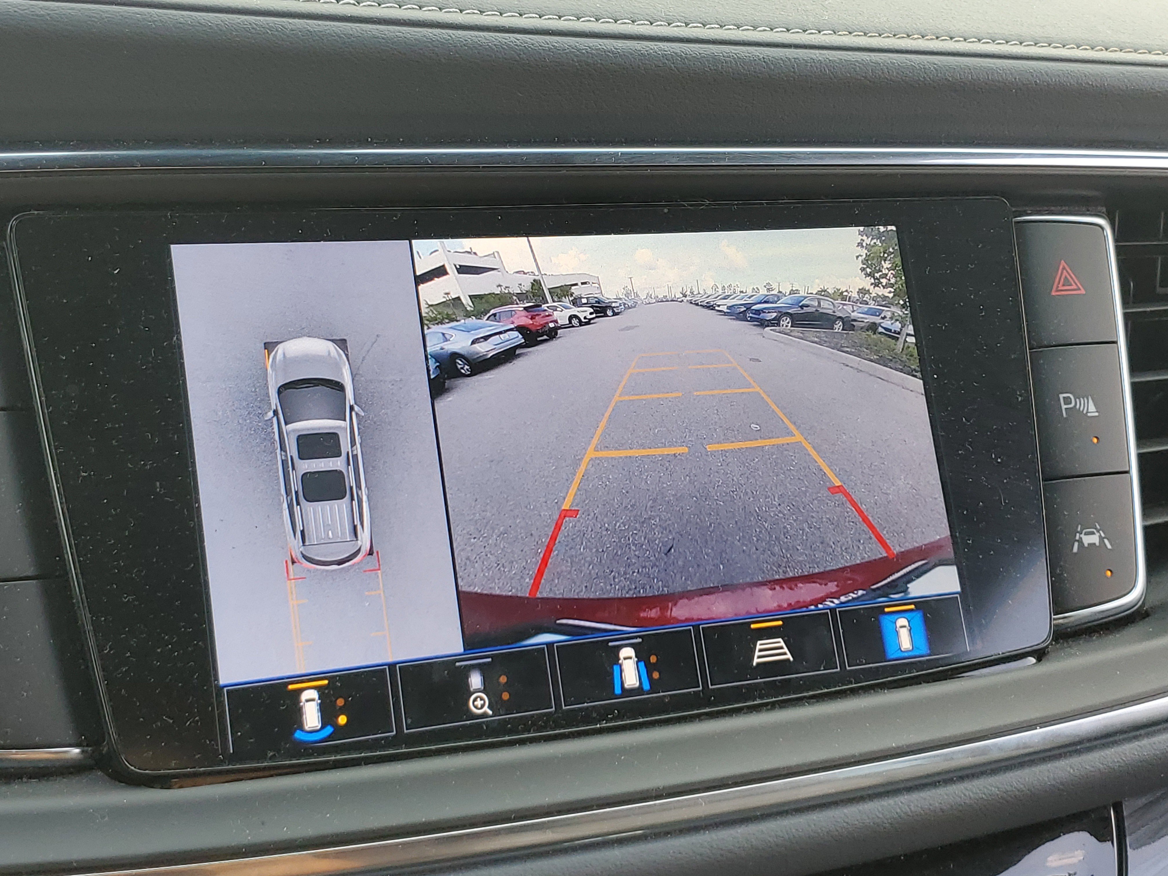 Used 2024 Buick Enclave Premium image 30