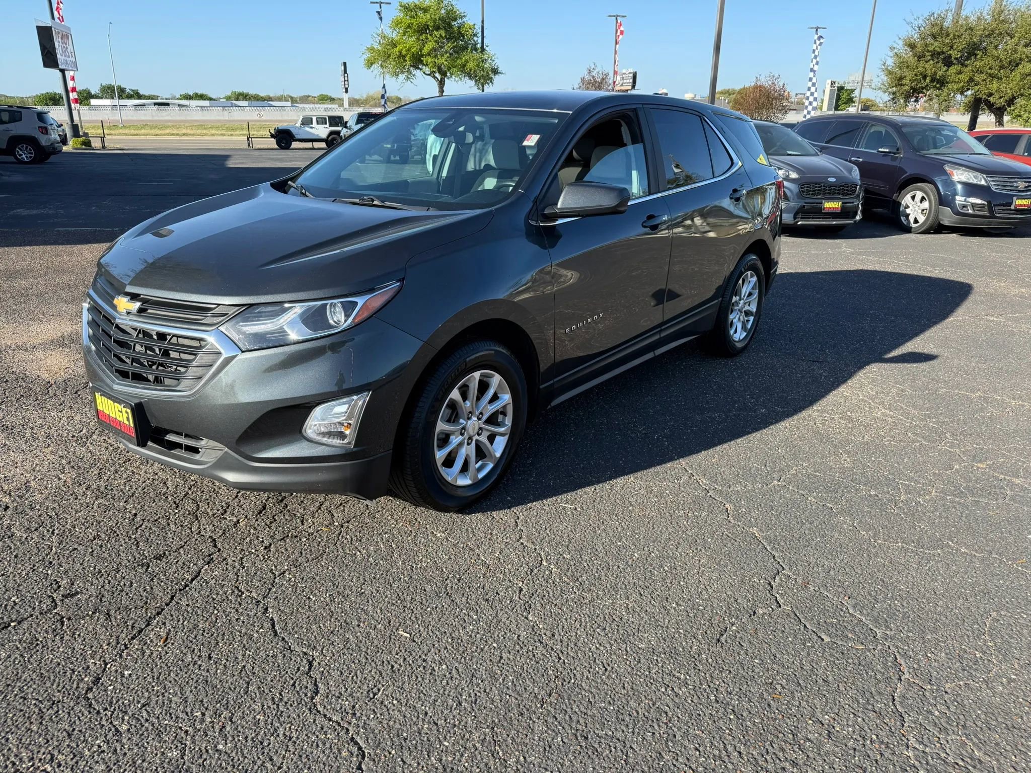 Used 2021 Chevrolet Equinox LT FWD image 1