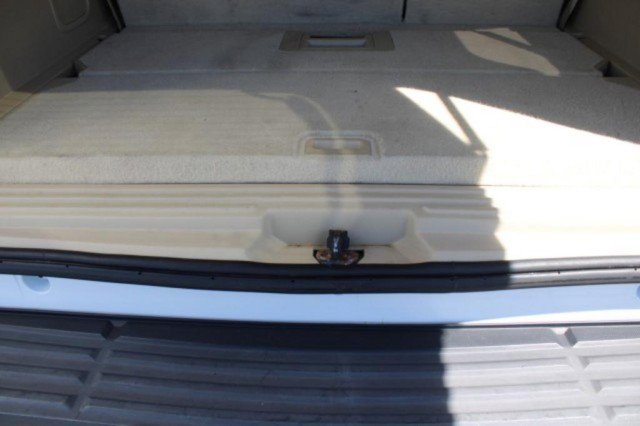 Used 2017 Ford Expedition EL XLT w/ Equipment Group 202A image 10