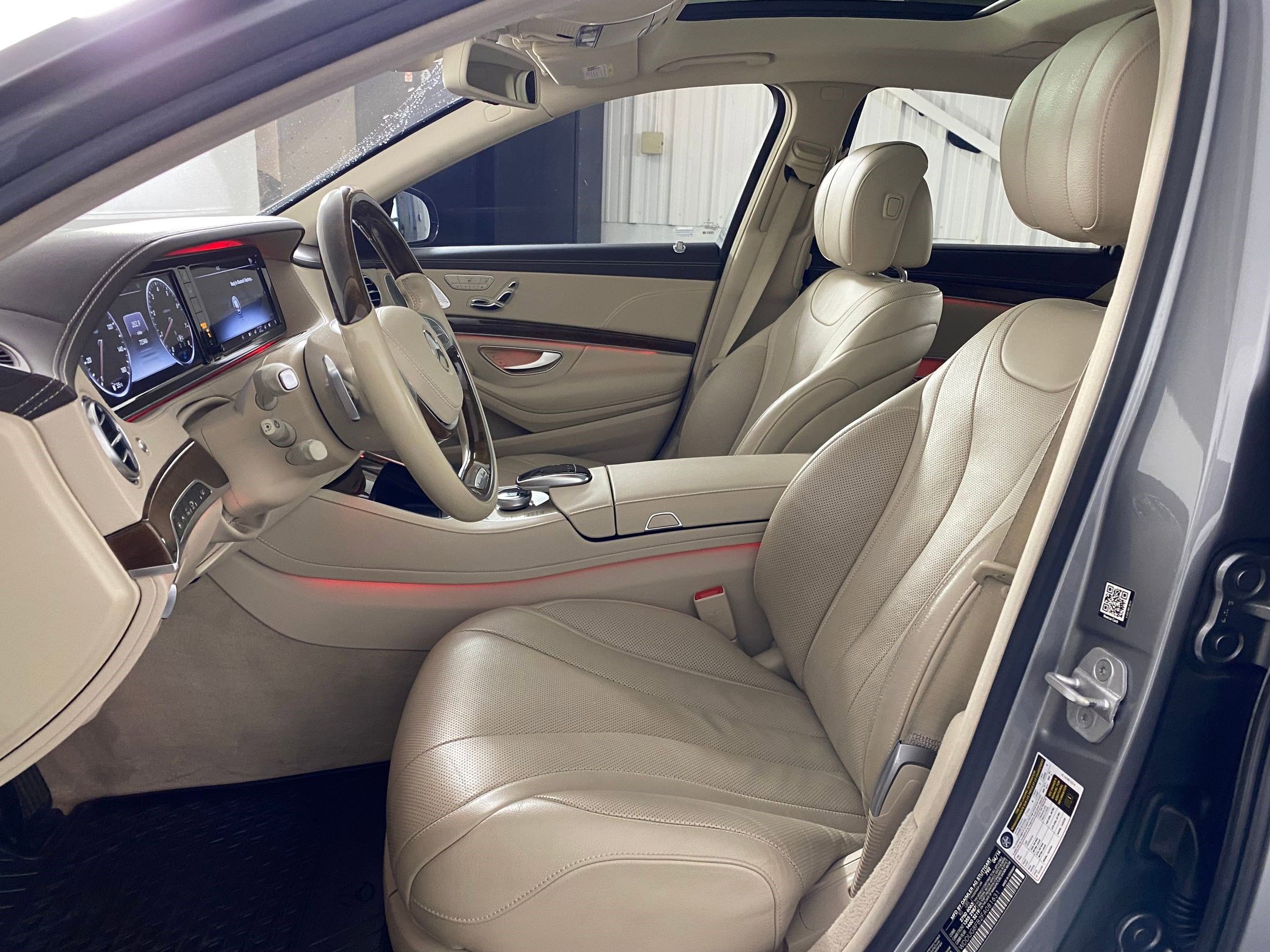 Used 2015 Mercedes-Benz S 550 4MATIC Sedan image 4