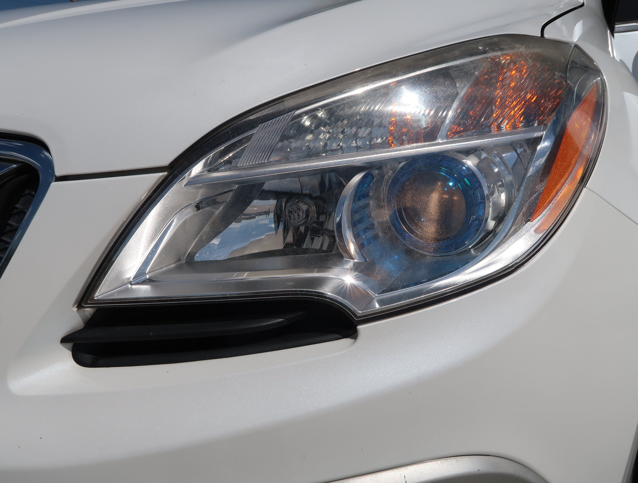 Used 2015 Buick Encore Convenience FWD image 32