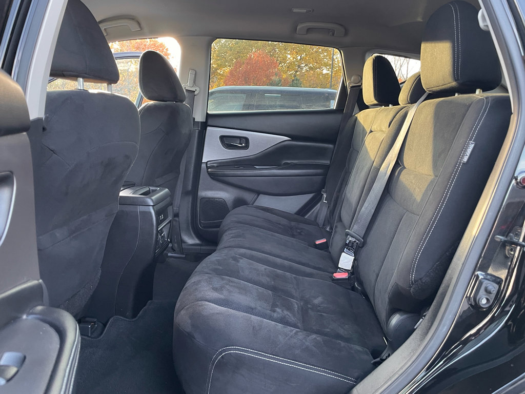 Used 2022 Nissan Murano S image 14