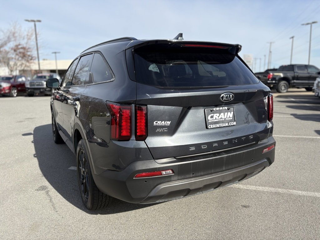 Used 2021 Kia Sorento S w/ Panoramic Sunroof Package image 5