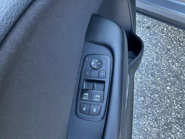 Used 2016 Dodge Challenger R/T Scat Pack image 8