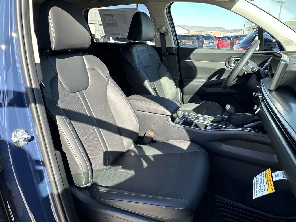New 2025 Kia Sorento EX w/ Panoramic Sunroof Package image 28