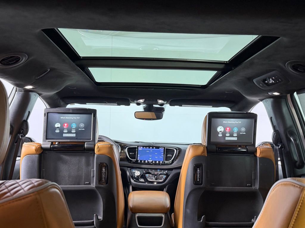 Used 2023 Chrysler Pacifica Pinnacle image 27