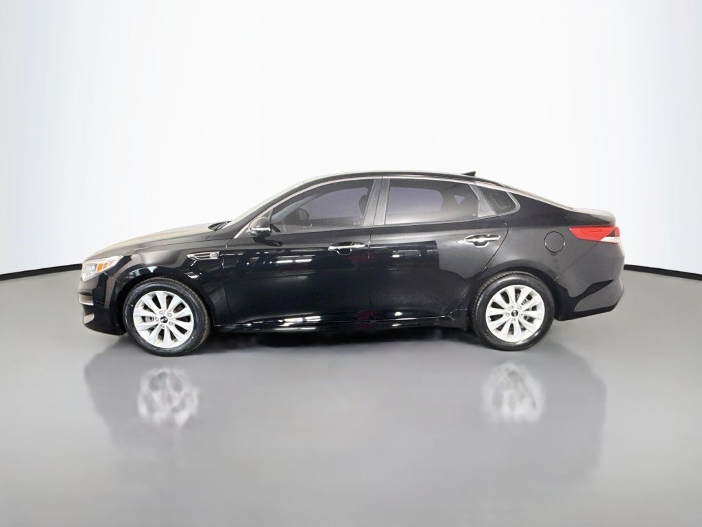 Used 2018 Kia Optima LX w/ 17" Alloy Wheels Package FWD image 6