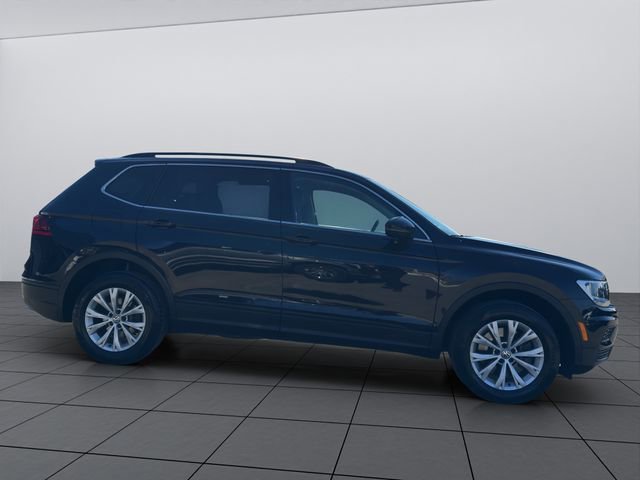 Used 2019 Volkswagen Tiguan SE w/ Panoramic Sunroof Package image 7