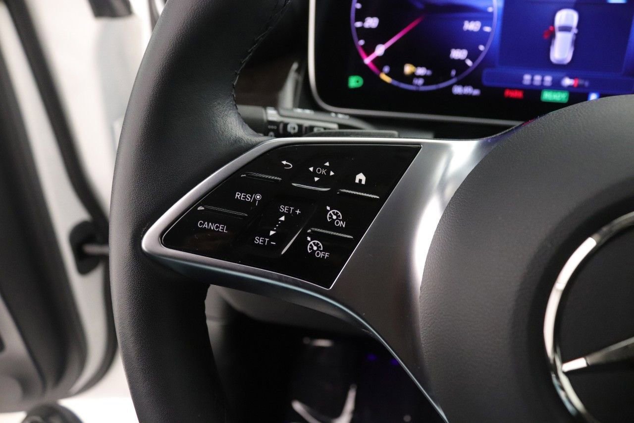 Certified 2025 Mercedes-Benz GLC 350e 4MATIC image 13