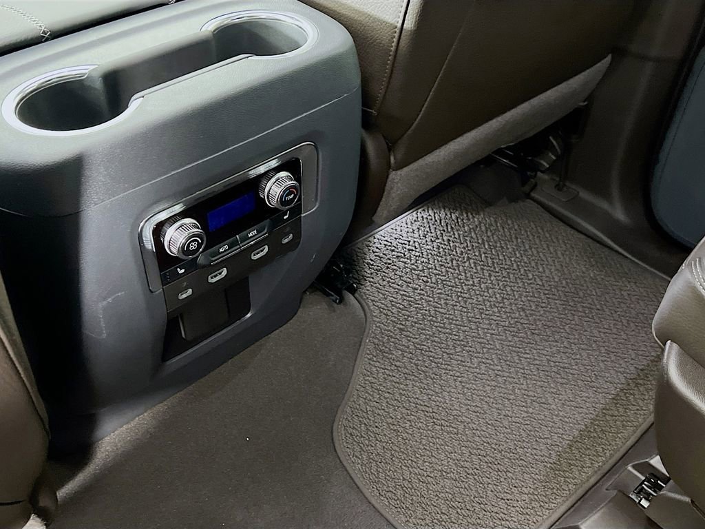 Certified 2024 GMC Yukon Denali w/ Denali Reserve Package AWD/4WD image 26