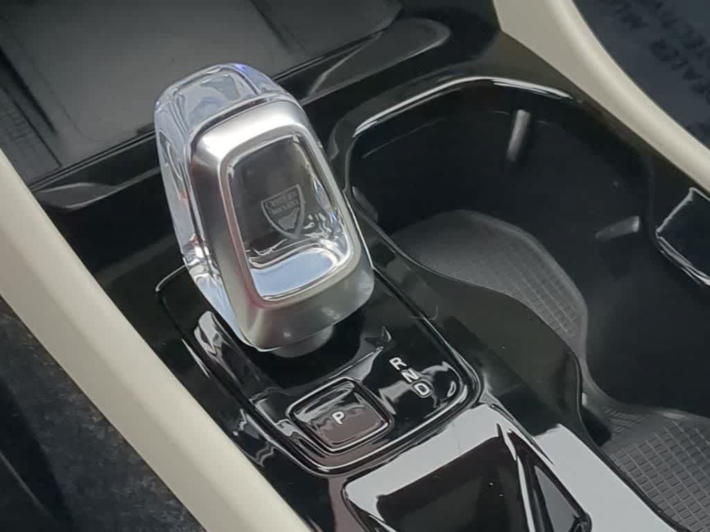 Certified 2026 Volvo XC40 B5 Ultra w/ Protection Package Premier AWD/4WD image 30