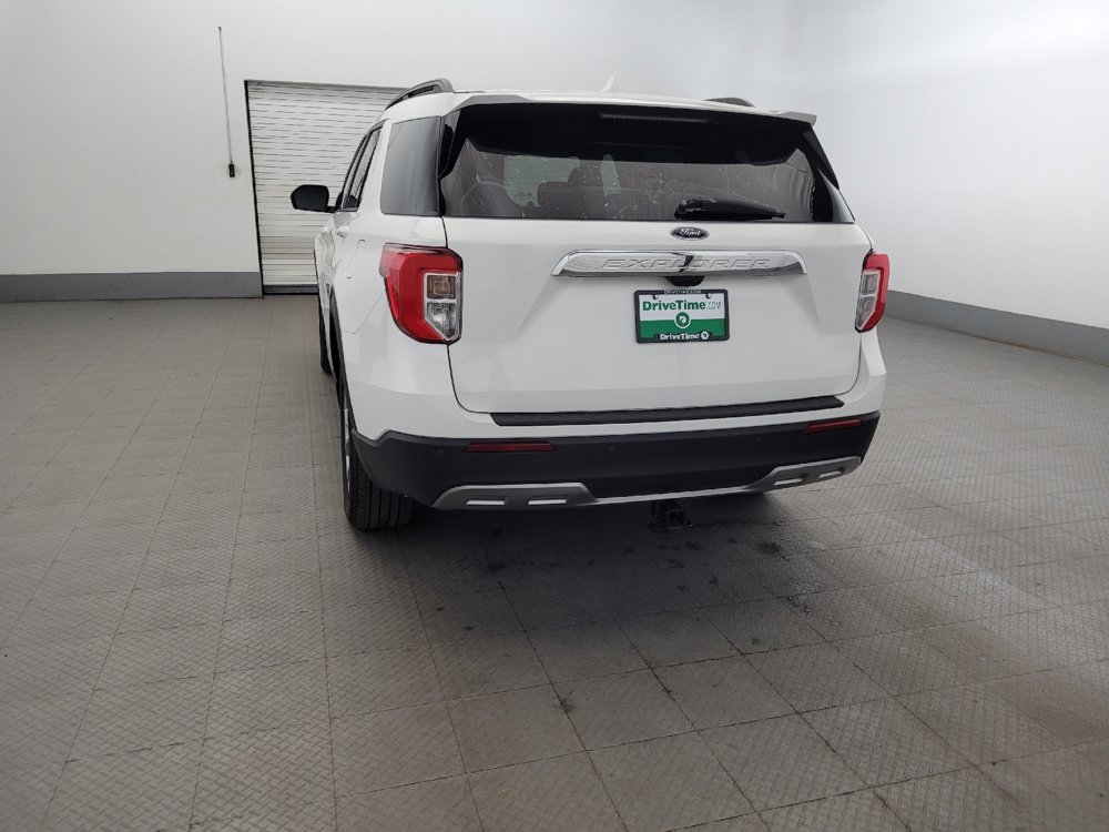 Used 2022 Ford Explorer XLT w/ Equipment Group 202A AWD/4WD image 6