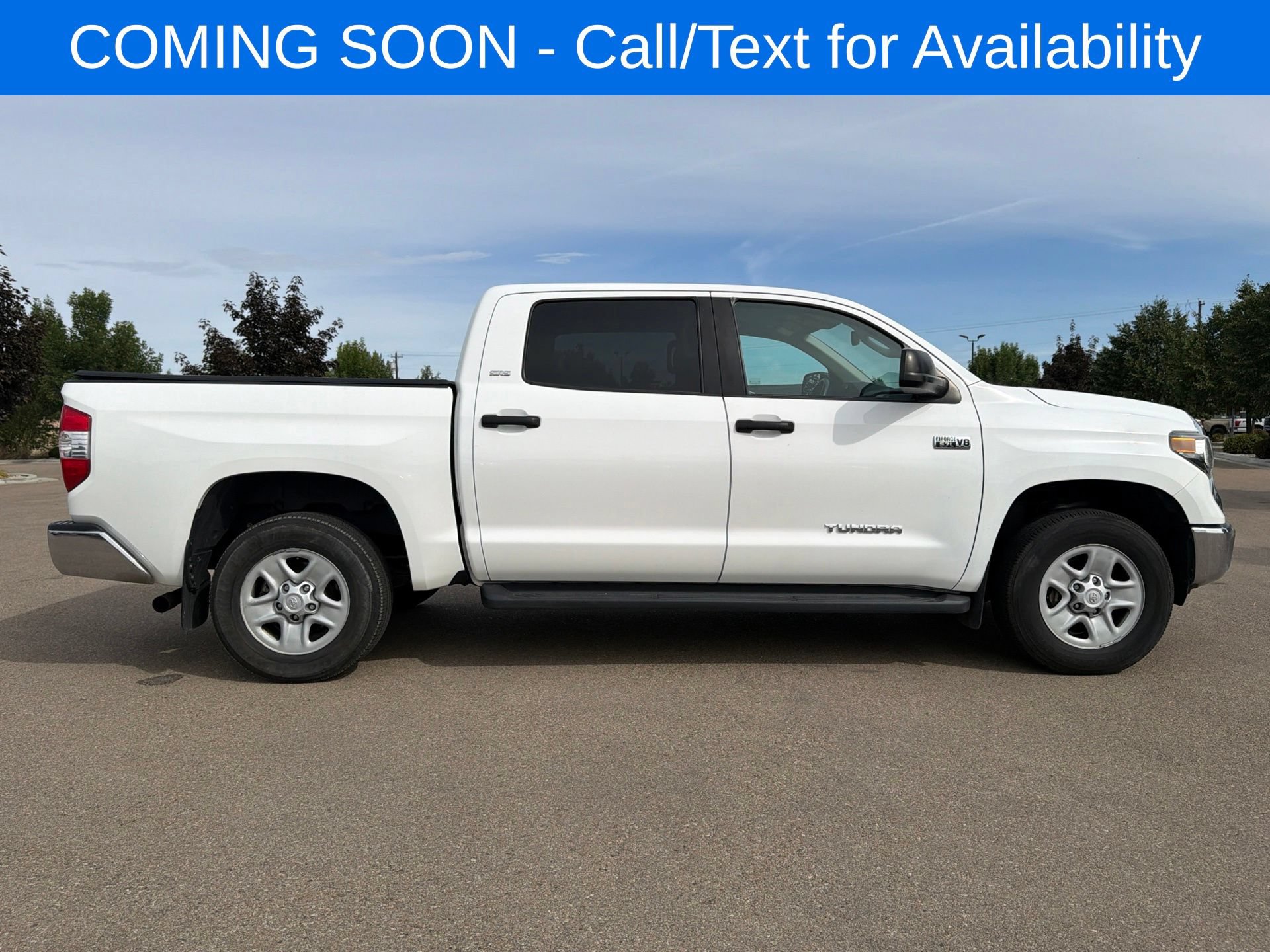 Used 2021 Toyota Tundra SR5 AWD/4WD image 4