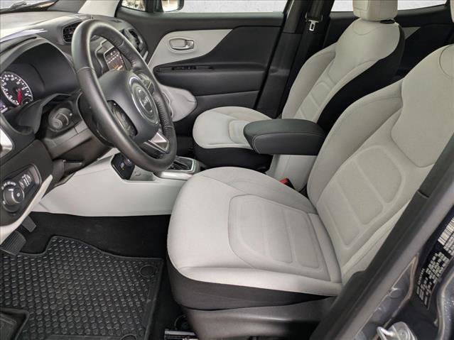 Used 2022 Jeep Renegade Latitude w/ Convenience Group AWD/4WD image 16