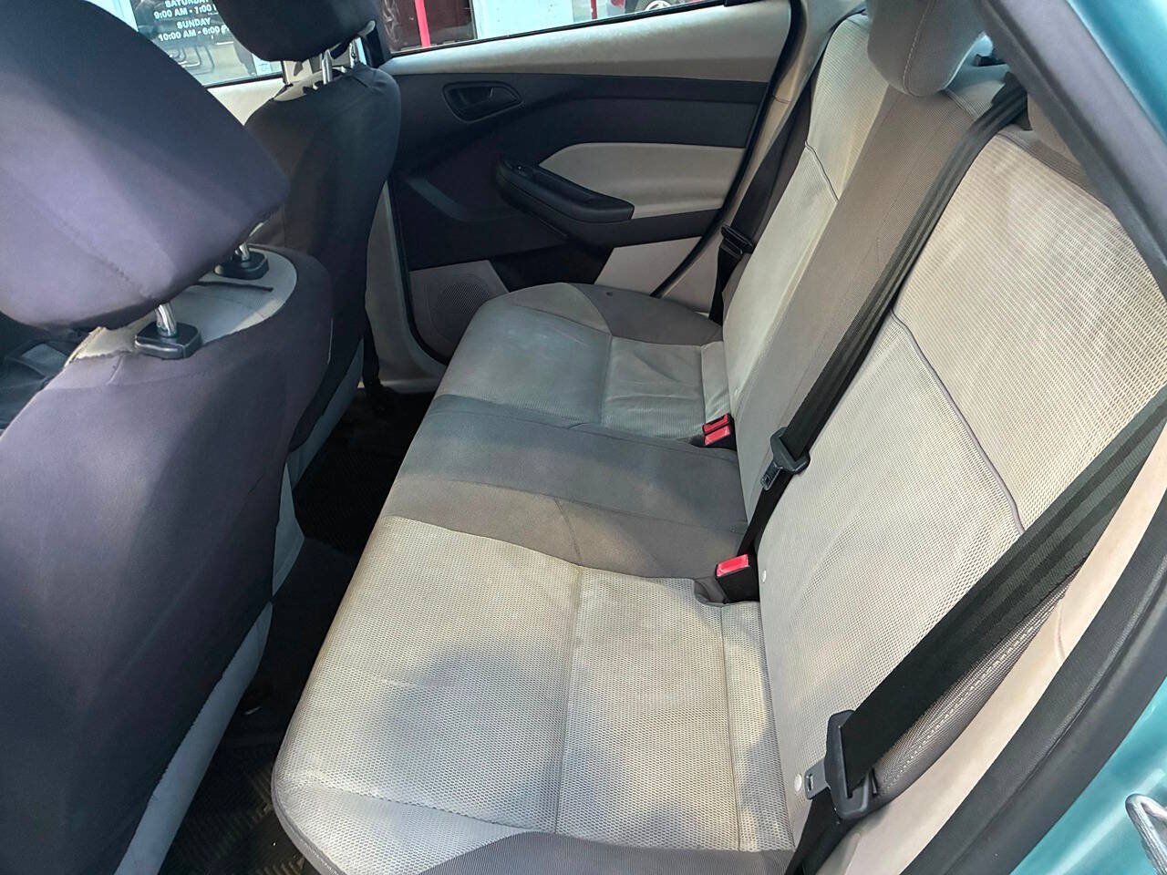 Used 2012 Ford Focus SE FWD image 10