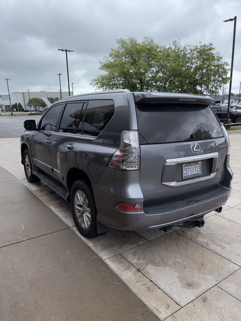 Used 2016 Lexus GX 460 w/ Premium Package AWD/4WD image 11