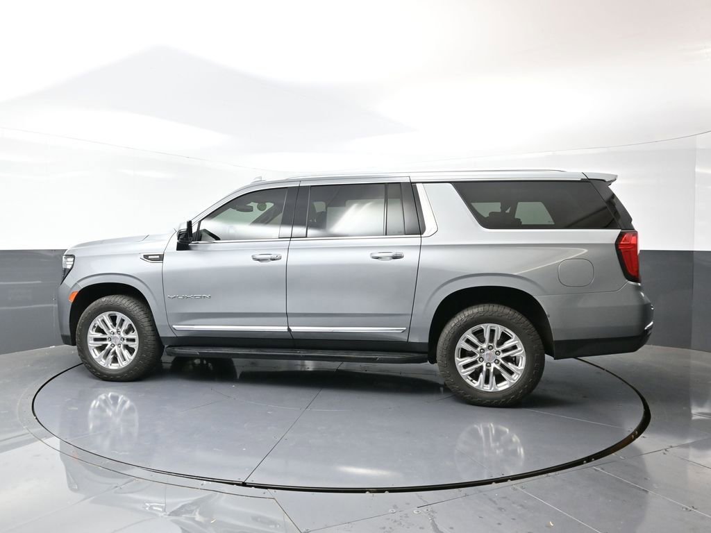 Used 2023 GMC Yukon XL SLT image 11