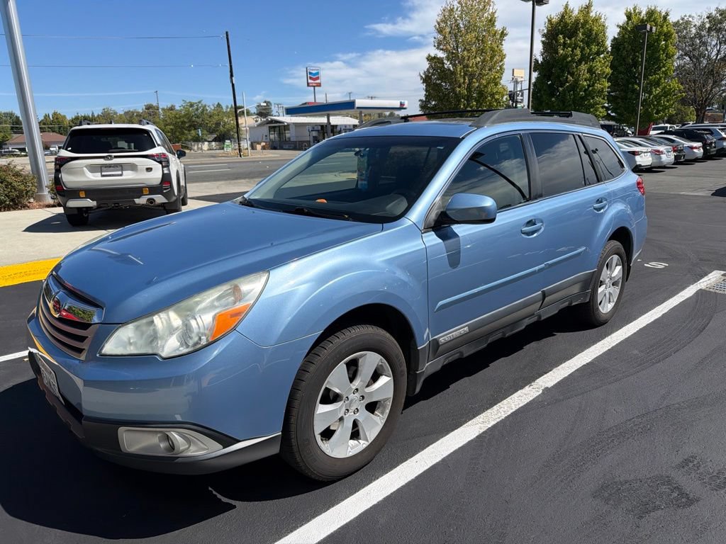 Used 2012 Subaru Outback 2.5i Premium AWD/4WD image 1