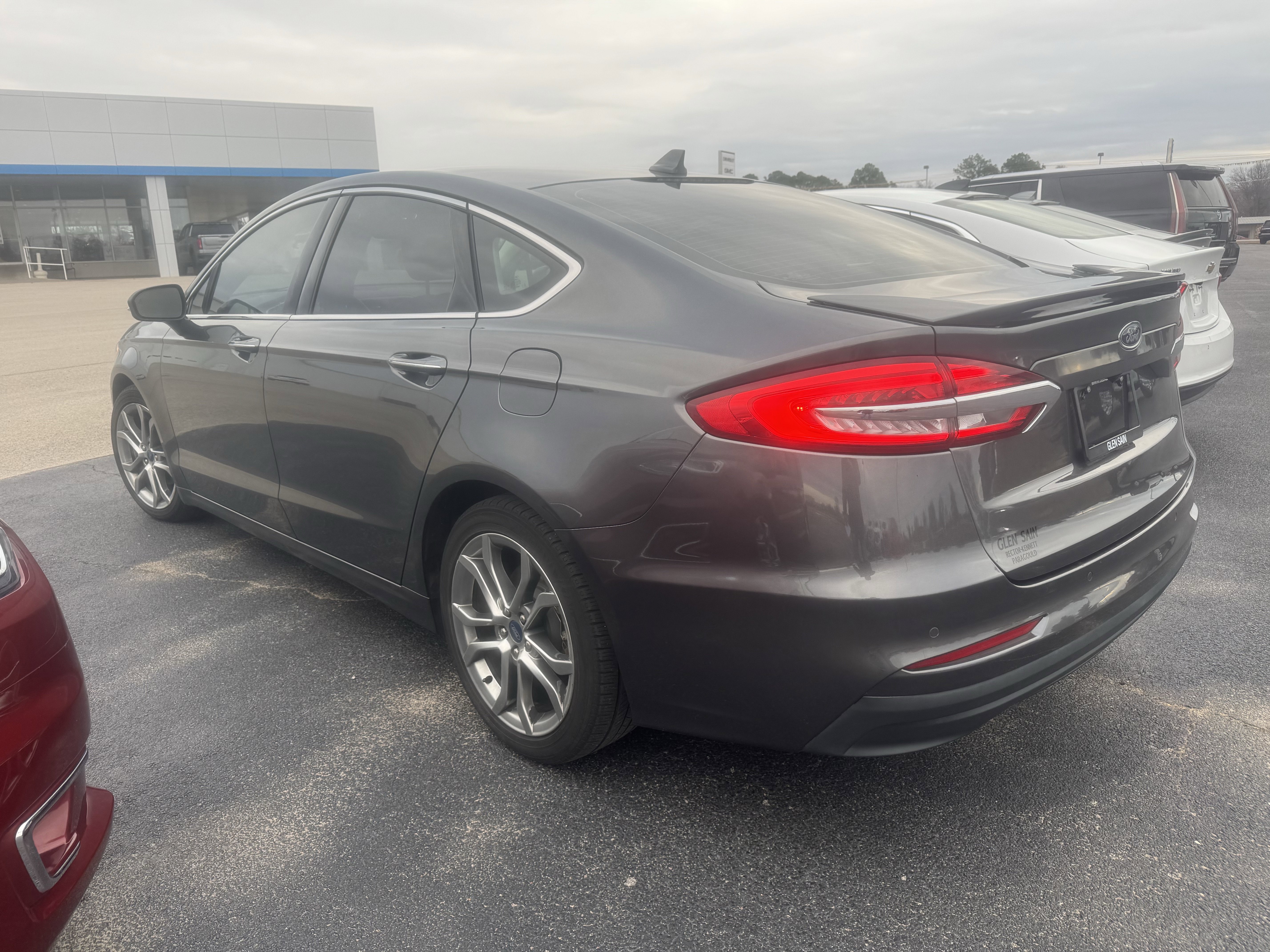 Used 2019 Ford Fusion Titanium image 2