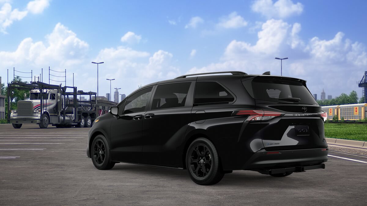 New 2026 Toyota Sienna XLE Woodland Edition AWD/4WD image 6