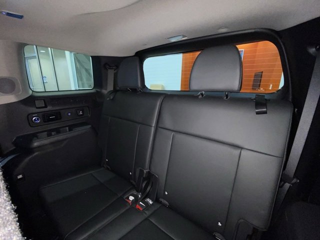 New 2025 Hyundai Santa Fe Limited image 32