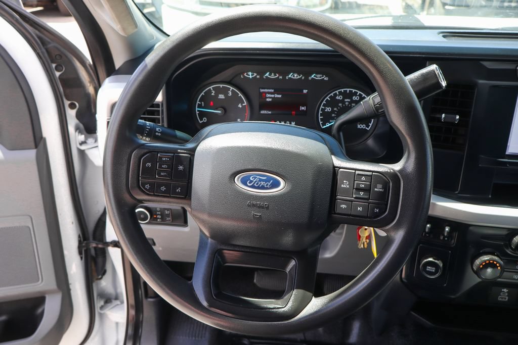 Used 2023 Ford F550 2WD Regular Cab Super Duty image 26