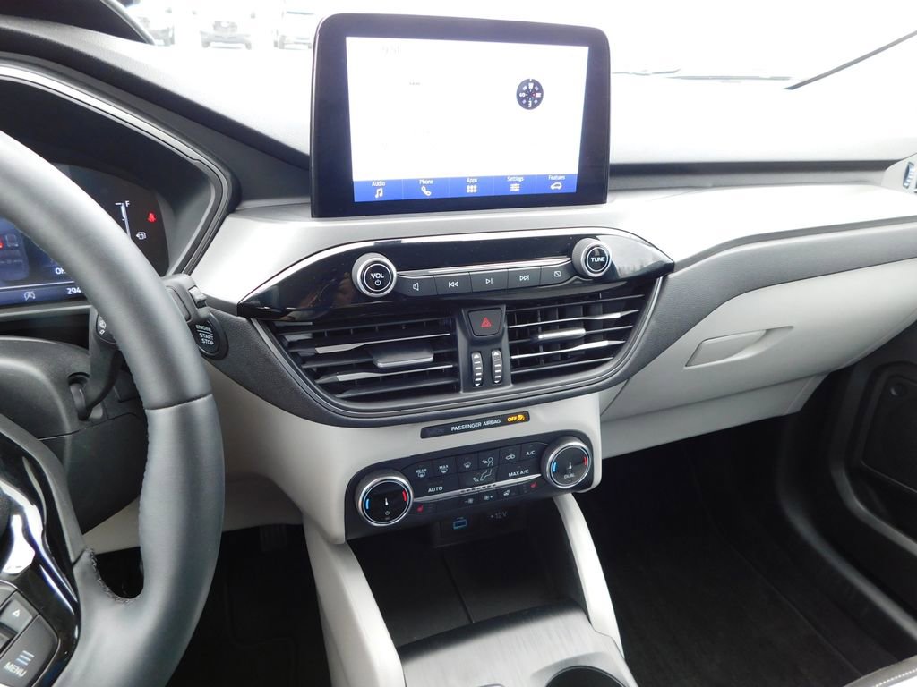 Used 2023 Ford Escape Active image 35