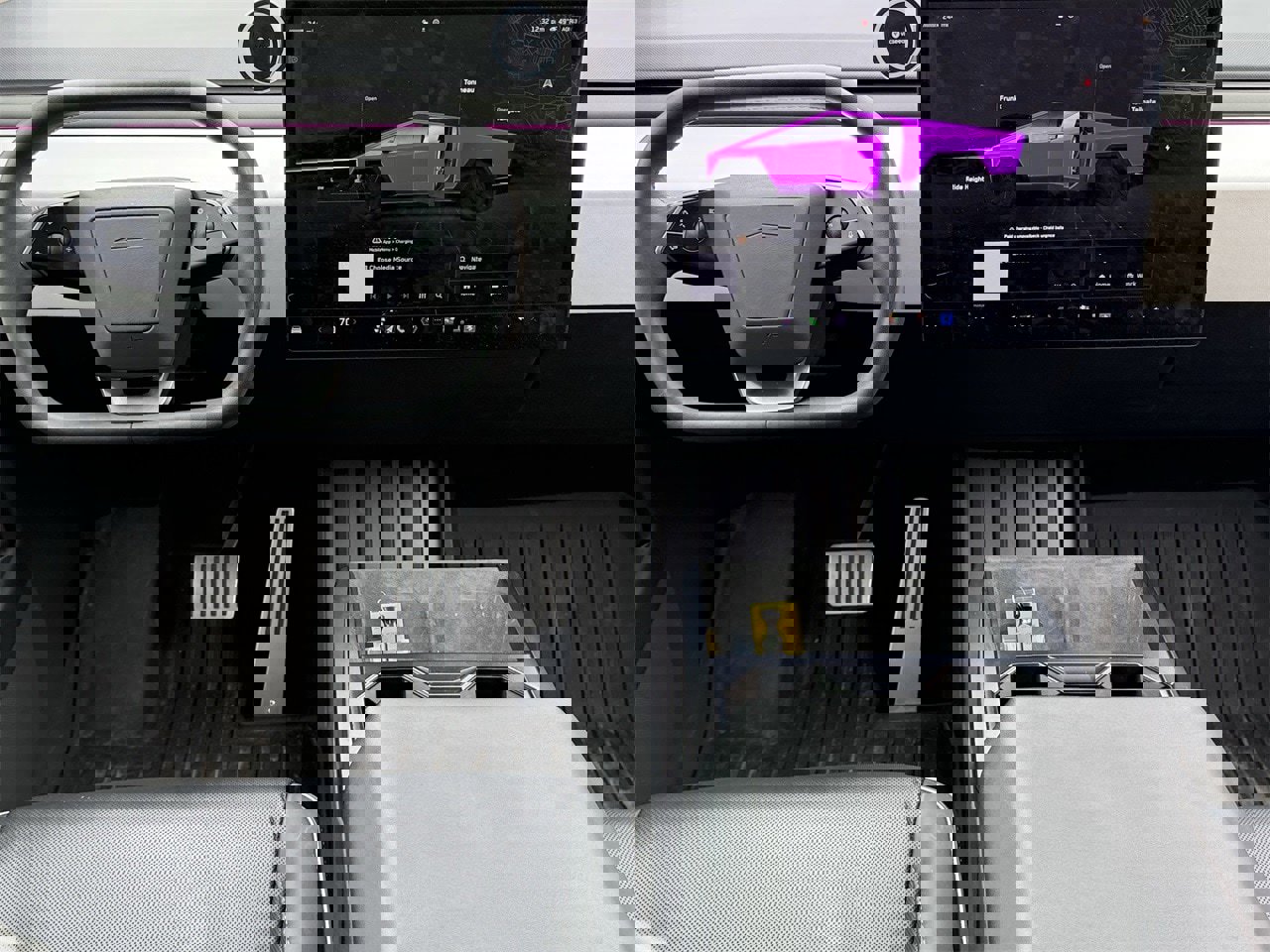 Used 2024 Tesla Cybertruck AWD Crew Cab image 11