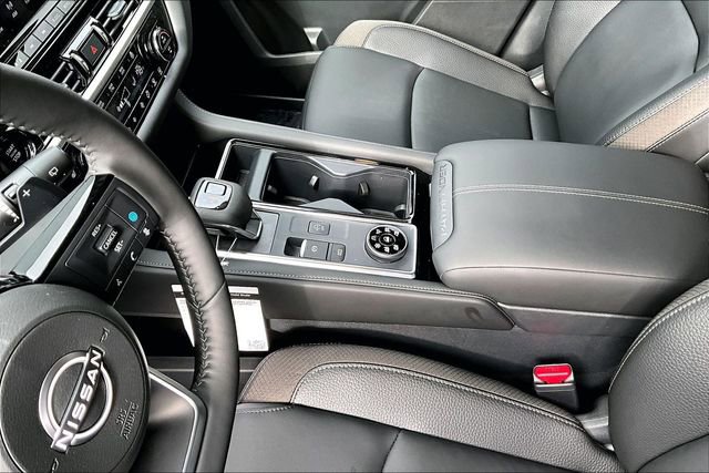 New 2025 Nissan Pathfinder SL AWD/4WD image 8