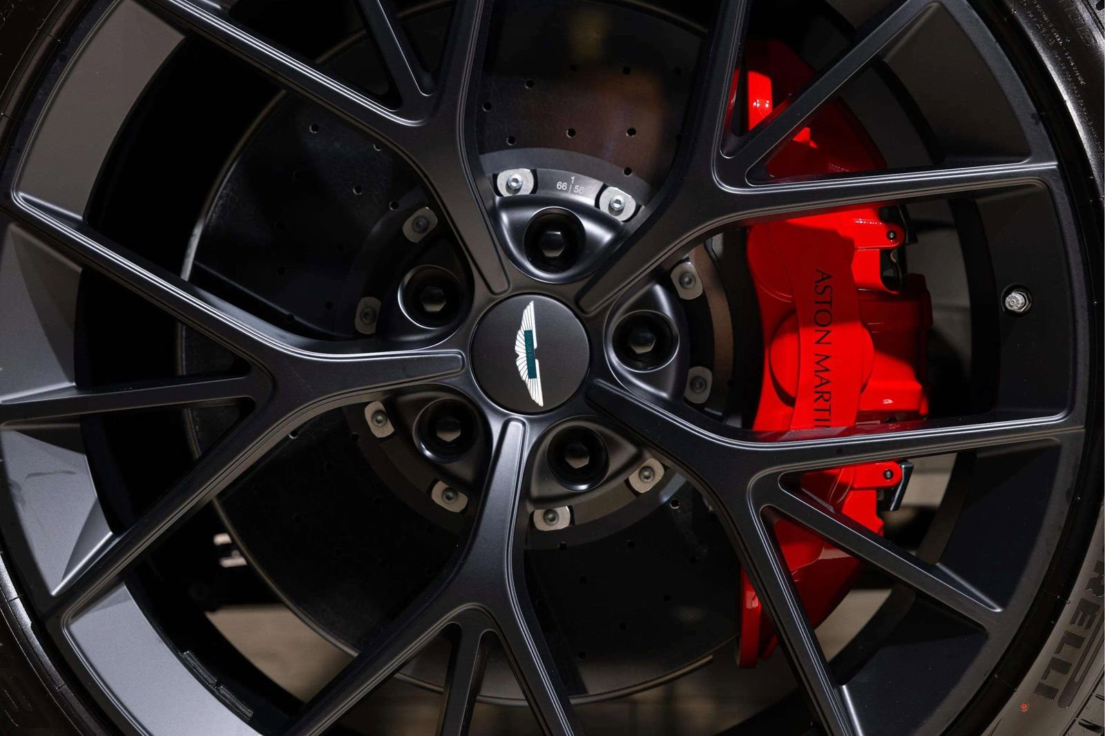New 2026 Aston Martin DBX 707 AWD/4WD image 10