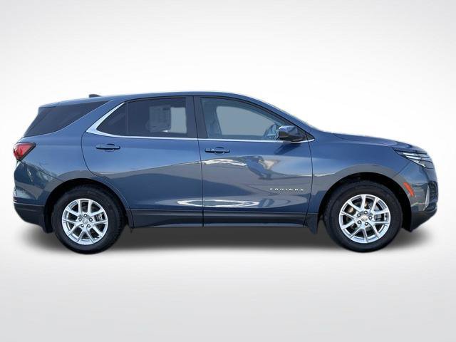 Used 2024 Chevrolet Equinox LT w/ LPO, Floor Liner Package FWD image 8