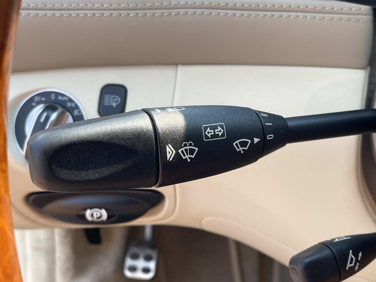 Used 2005 Mercedes-Benz SL 600 image 35
