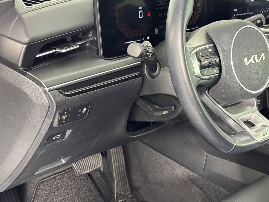 Used 2025 Kia K5 GT-Line image 12