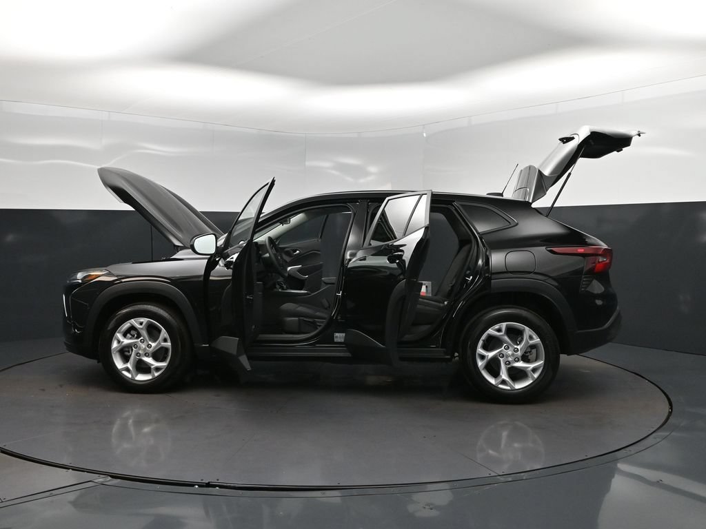 New 2026 Chevrolet Trax LS w/ LS Convenience Package FWD image 46