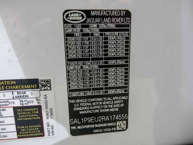 Used 2024 Land Rover Range Rover Sport SE AWD/4WD image 31