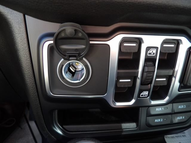 New 2026 Jeep Gladiator Mojave AWD/4WD image 22