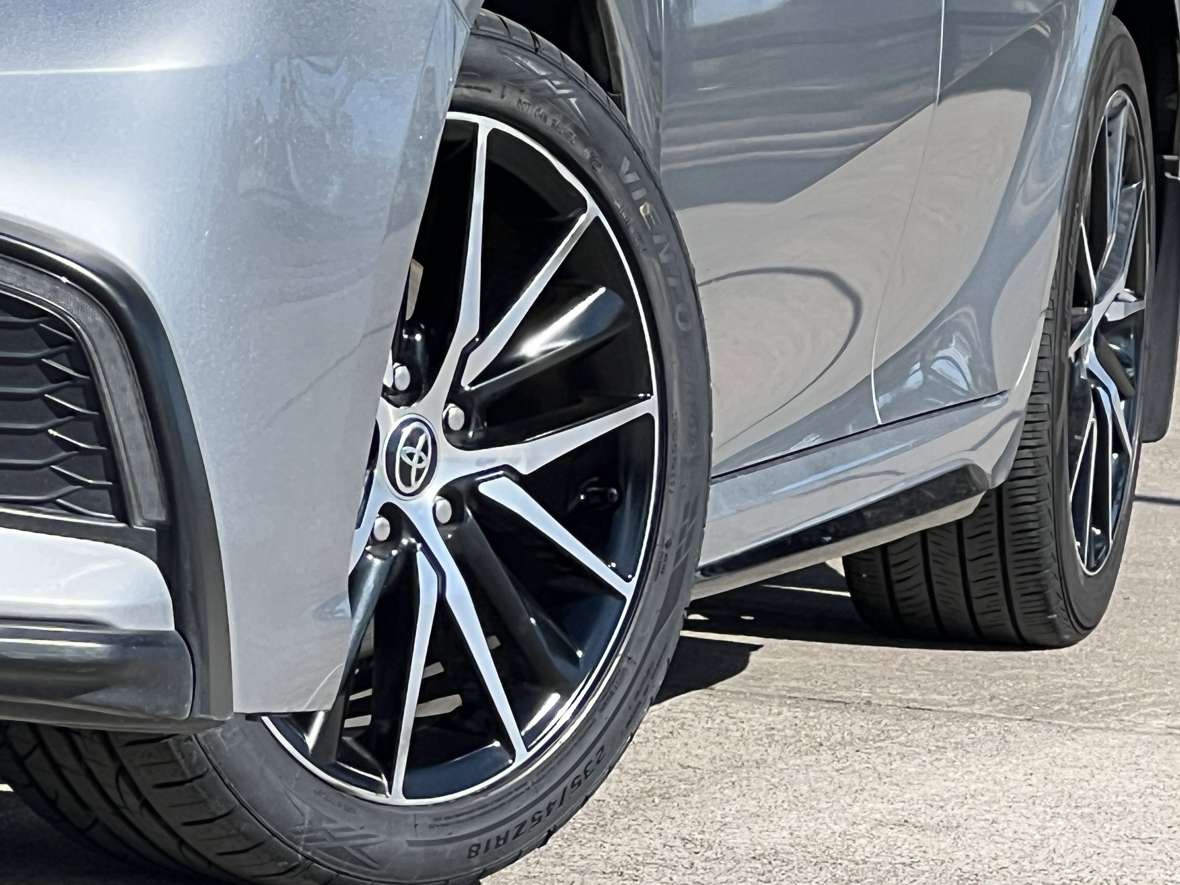 Used 2024 Toyota Camry SE image 8