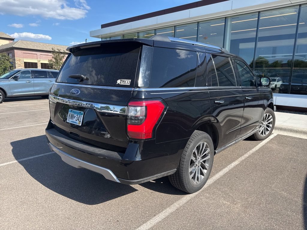 Used 2019 Ford Expedition Limited w/ Driver Assistance Package RWD image 2