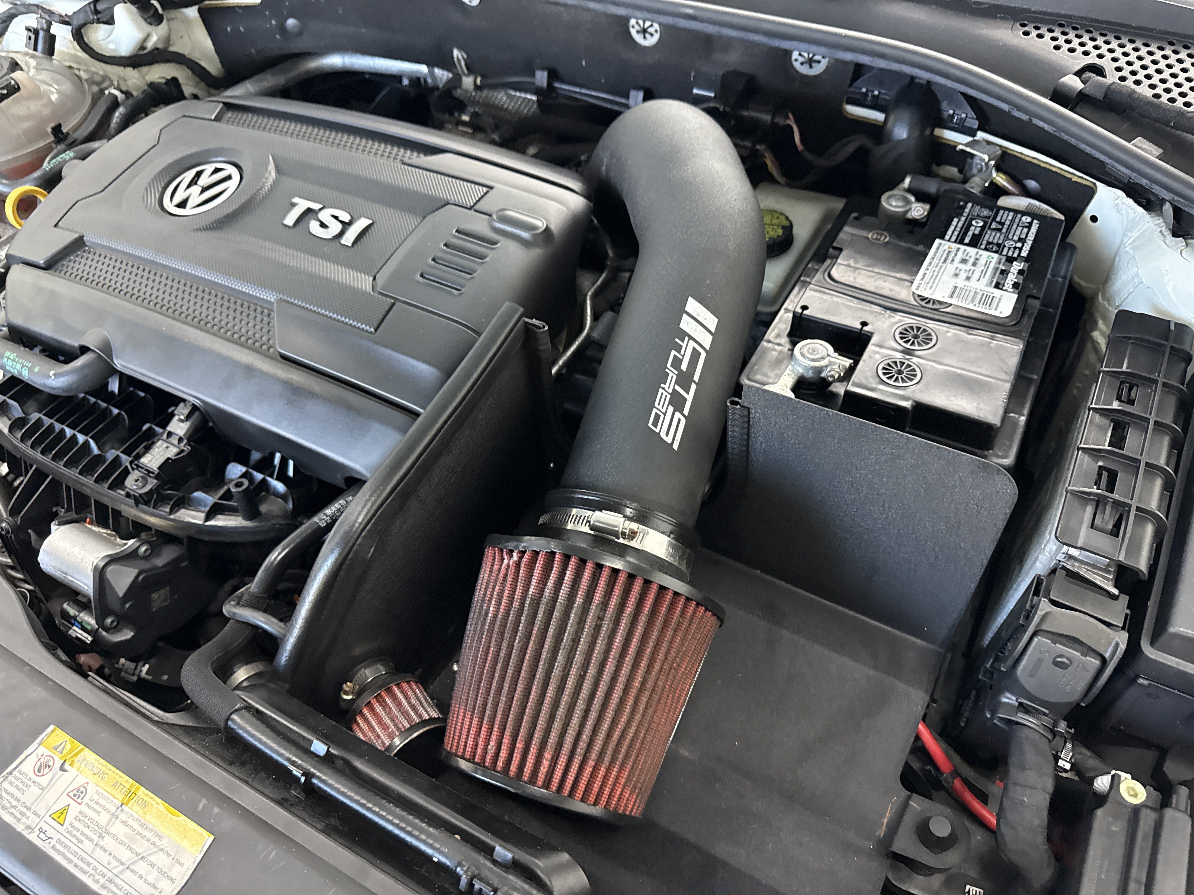 Used 2021 Volkswagen GTI SE FWD image 26