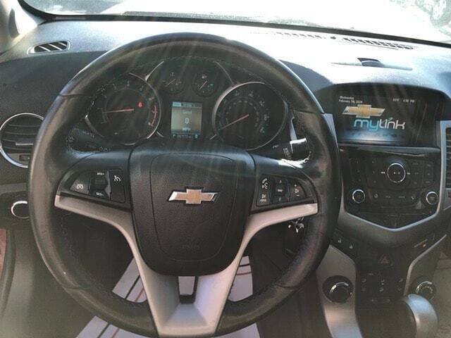 Used 2014 Chevrolet Cruze LT FWD image 10